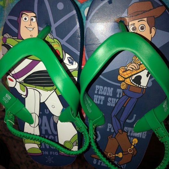 Toy Story Flops! 9-10/Toddler! - Picture 6 of 7